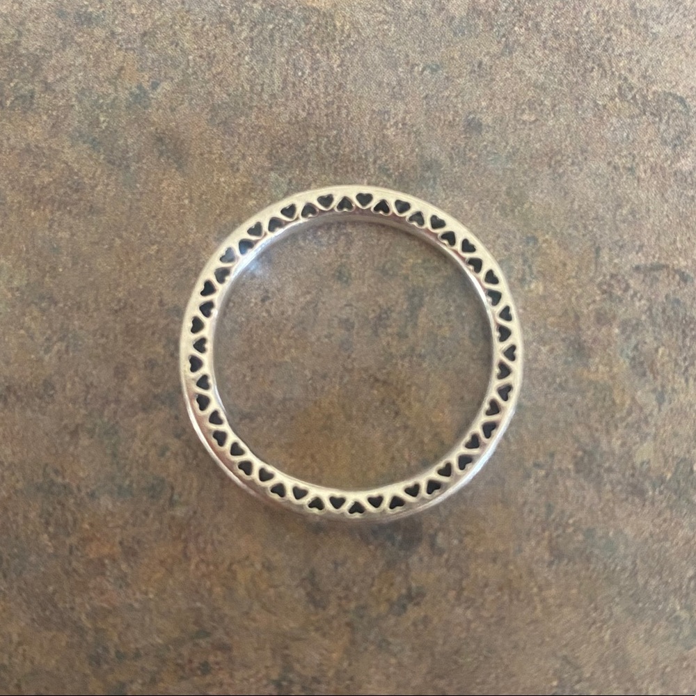 Pandora ring